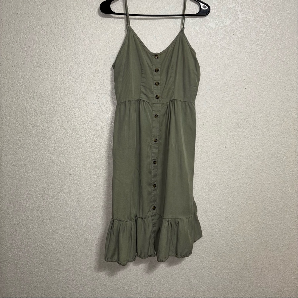 Love Tree Sage Green Midi Dress with Buttons